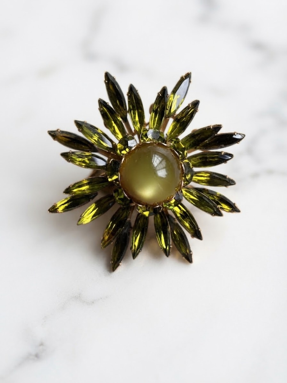 Vintage Gold-Tone Peridot & Olive Green Crystal Starburst Brooch